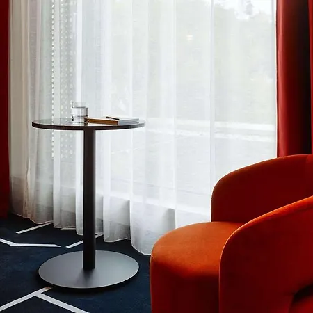 Tribe Hotel *