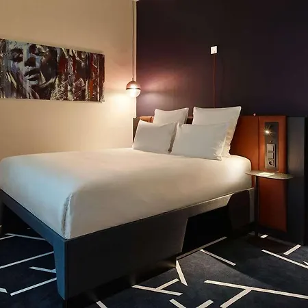 Tribe Hotel