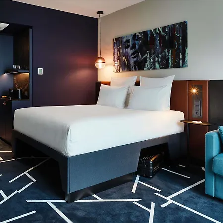 Tribe Ξενοδοχείο *