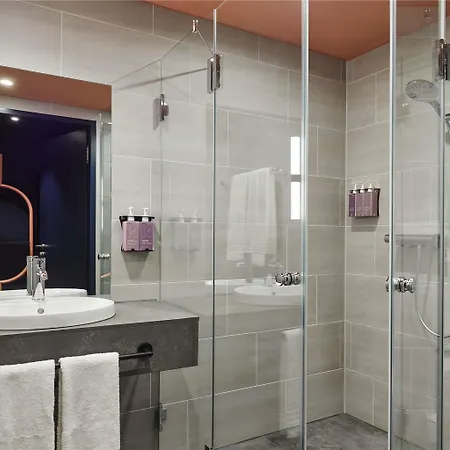 Tribe * Μπάντεν-Μπάντεν