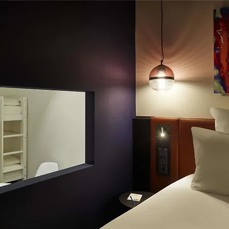 Tribe Ξενοδοχείο