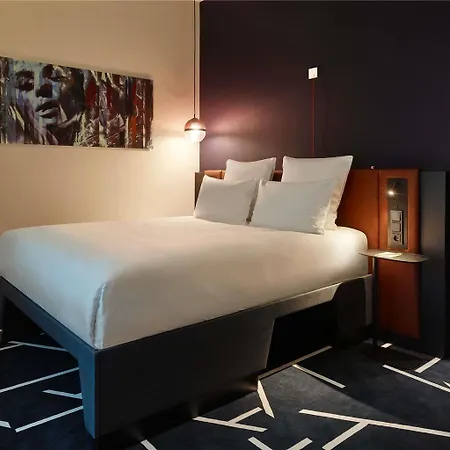 Tribe بادن بادن