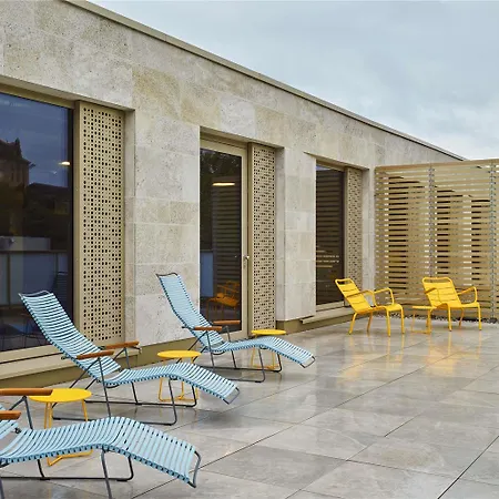 Ξενοδοχείο Tribe